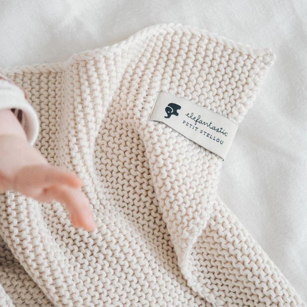 BABY STRICKDECKE
